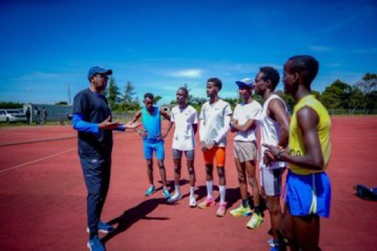 SONNALIVE's tweet image. Ambassador of #Somalia to #Kenya, @Ijabril visited athletes and runners training in #Eldoret, Kenya. He shared words of encouragement and reminded them that they carry the hopes, pride, and dreams of a nation that believes deeply in their potential.