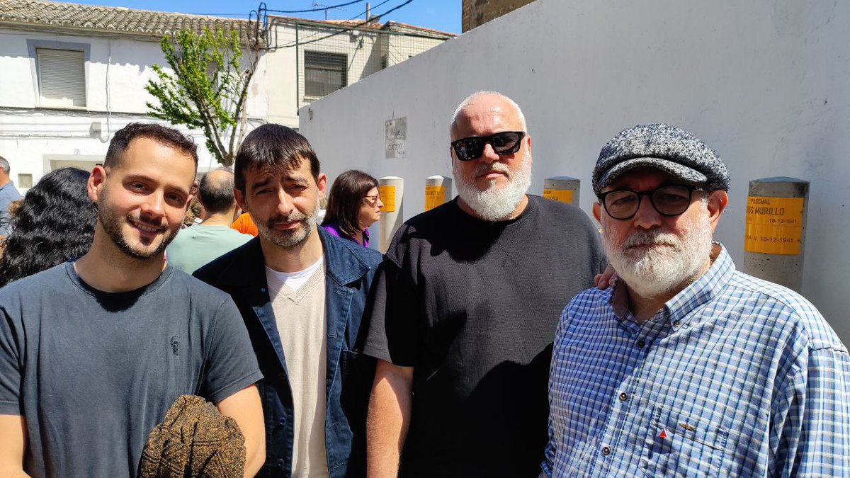 PCEAragon's tweet photo. Hoy estamos en Leciñena en la inauguración del memorial en recuerdo a sus vecinos deportados al campo de Mauthausen. https://t.co/WcE2HKqeDc