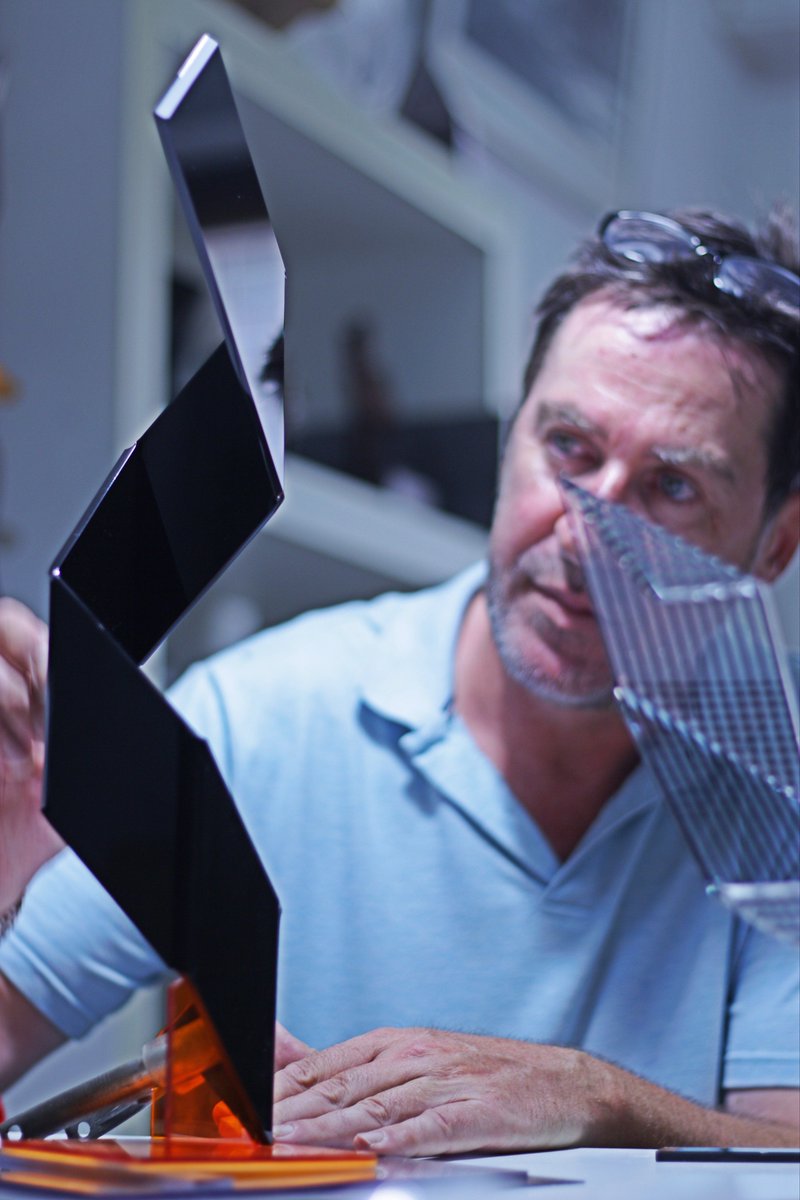 #MiguelBañuls en su taller, <a href="/malvingallery/">Malvin Gallery</a>