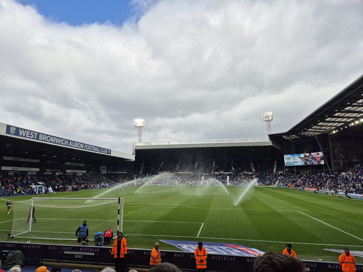 One last dance! Let's do this Town! #COYH