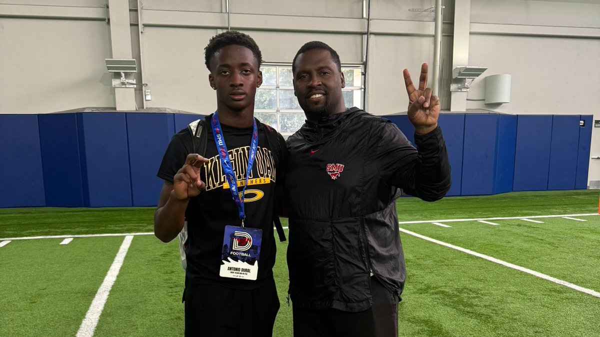 Six Star Football | PLUS+ (@sixstarfootball) on Twitter photo Lone Star Risers: Emerging High School Football Standouts in Texas
⭐️Future Gridiron Greats: Texas High School Players to Watch🔥
STORY:▶️🔗sixstarfootball.com/article/lone-s…
<a href="/Drake_Carroll27/">Drake Carroll</a> <a href="/colsoncollinsqb/">Colsoncollinsqb</a> <a href="/CashConway05/">Cash Conway</a> <a href="/k_beast33/">Kenyen Cotton</a> <a href="/JacksonDegracia/">Jackson DeGracia</a> <a href="/AntonioDural_F5/">Antonio Dural</a> <a href="/WolverineBrady/">Brady Matison 2027</a> Lone Star Risers: Emerging High School Football Standouts in Texas
⭐️Future Gridiron Greats: Texas High School Players to Watch🔥
STORY:▶️🔗sixstarfootball.com/article/lone-s…
<a href="/Drake_Carroll27/">Drake Carroll</a> <a href="/colsoncollinsqb/">Colsoncollinsqb</a> <a href="/CashConway05/">Cash Conway</a> <a href="/k_beast33/">Kenyen Cotton</a> <a href="/JacksonDegracia/">Jackson DeGracia</a> <a href="/AntonioDural_F5/">Antonio Dural</a> <a href="/WolverineBrady/">Brady Matison 2027</a>