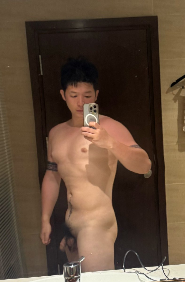 BalmySlime tweet media