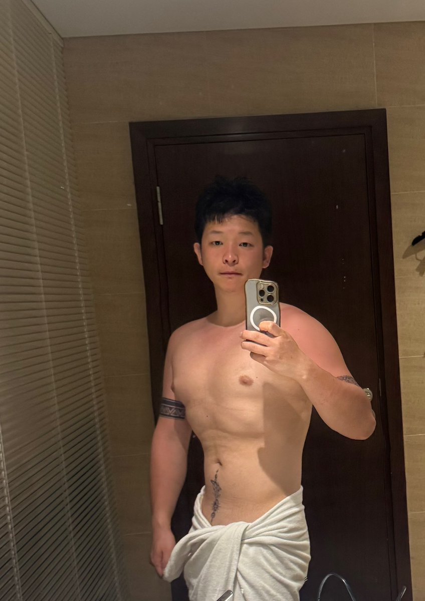 BalmySlime tweet media