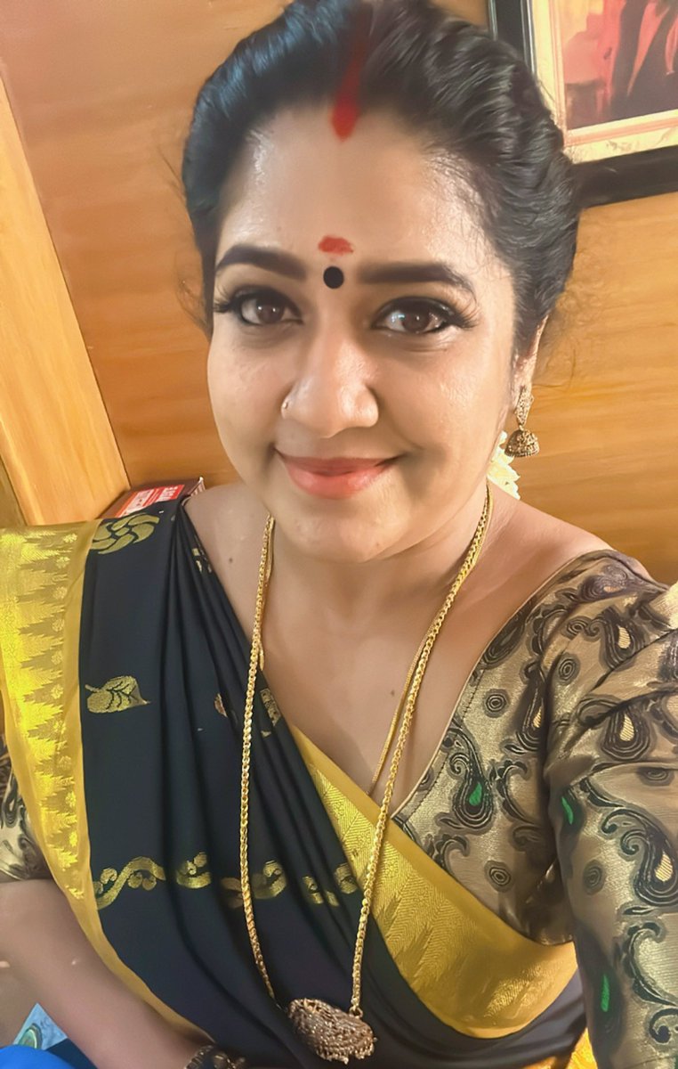 Sindhujaa Vijii 👸 tweet media