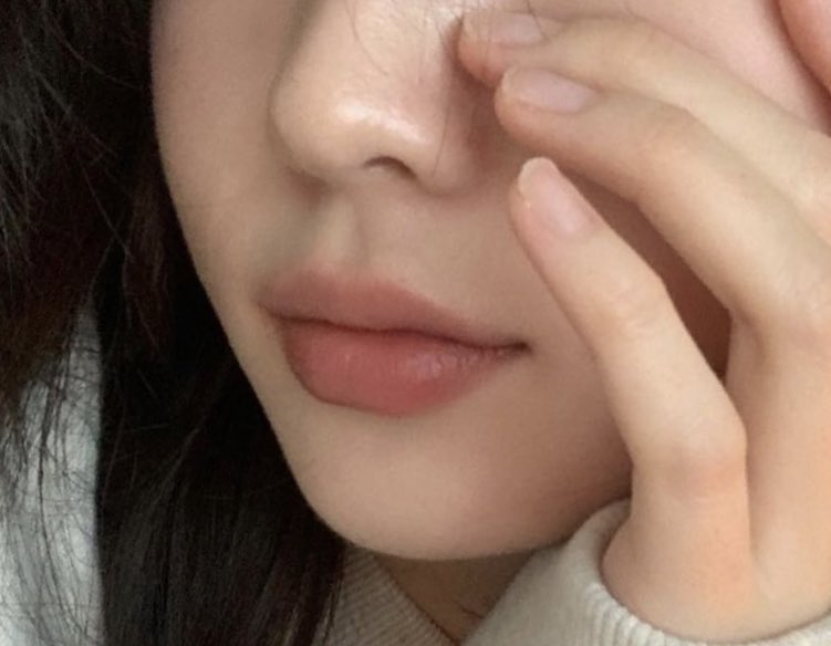 jjdoesitwork's tweet image. เธรดรวมเมคอัพ neutral tone 40 ชิ้น+++ ทุกชิ้นราคาไม่เกิน 500 บาท สวยละมุน แต่งง่าย ไม่ติดวอร์มหรือคูลเกินไป รอดทุกคน รอดทุกเพศ เน้นแต่งแล้วดูธรรมชาติ แบบ I woke up like this