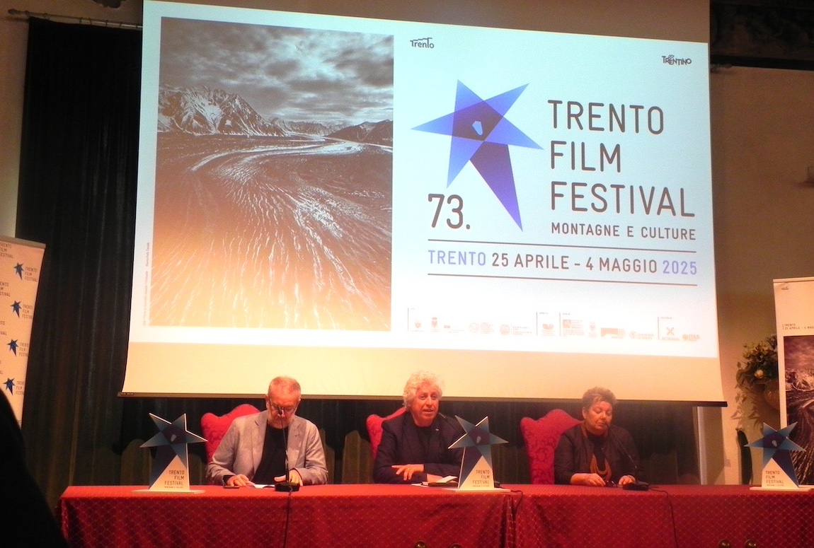 CumbresMagazine's tweet image. Un filme argentino logró el Gran Premio en el 73º Trento Film Festival. "Donde los árboles dan carne", la historia de un gaucho que desafía la sequía, llevó al cine argentino a la cima en el @trentofestival 🇮🇹🏔️🇦🇷📽️
👉 cumbresmountainmagazine.com/cumbres-del-mu…