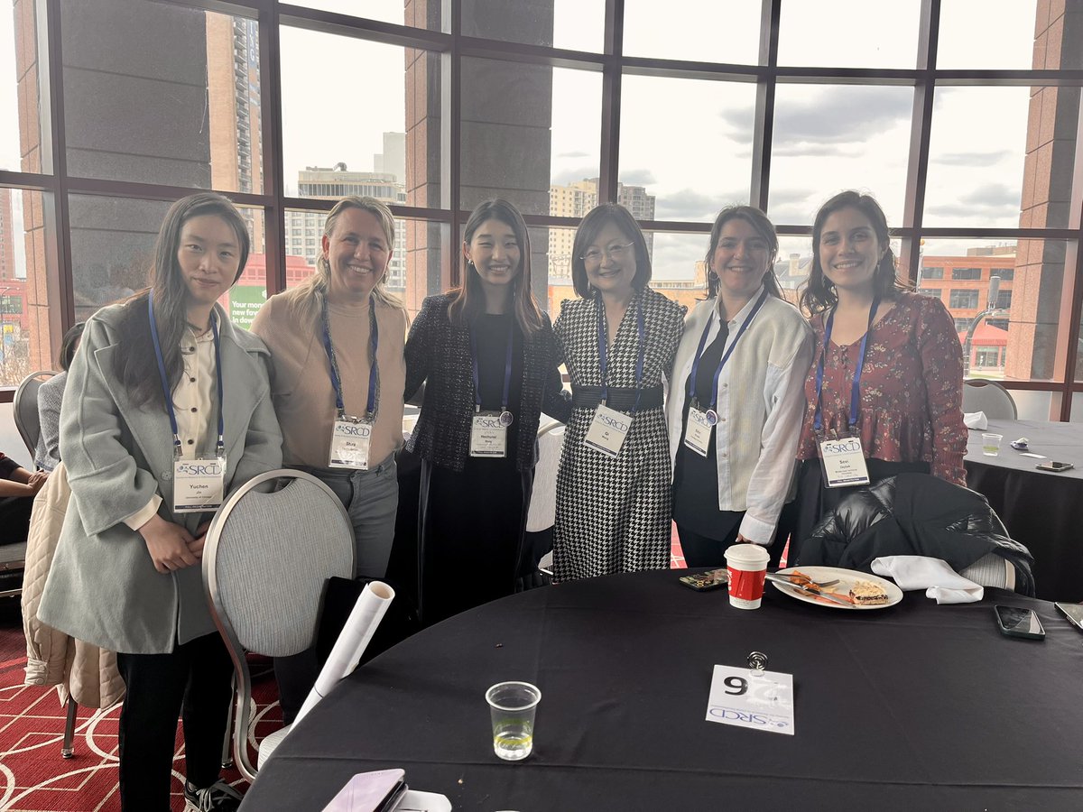 Qi Wang (@qiwang_cornell) on Twitter photo Meeting a group of amazing young scholars at #SRCD2025 <a href="/SRCDtweets/">Society for Research in Child Development</a> Meeting a group of amazing young scholars at #SRCD2025 <a href="/SRCDtweets/">Society for Research in Child Development</a>