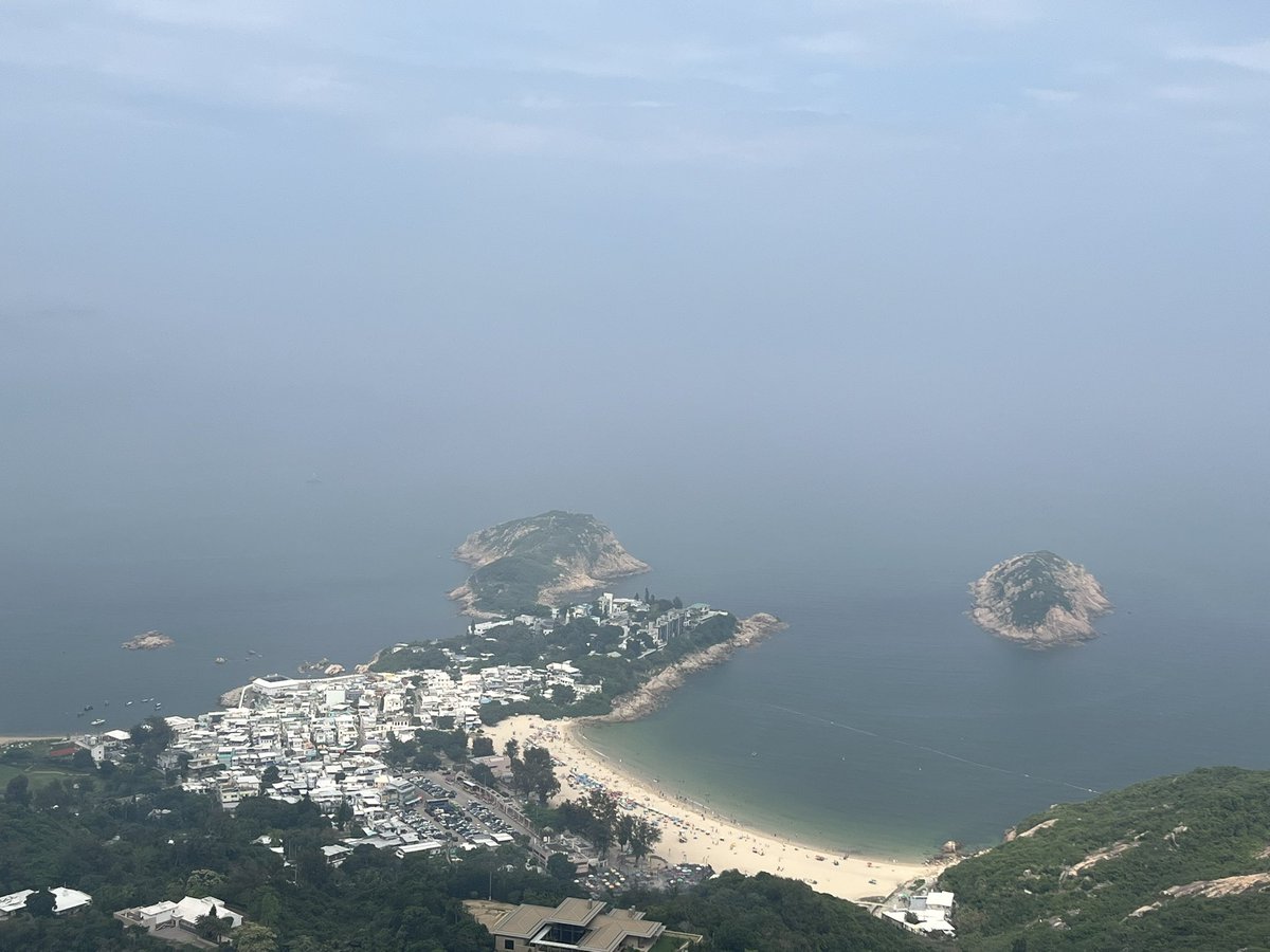 ShesKDS's tweet photo. 今日は家族でドラゴンズバックへ山登り。
娘たちがいたのでFORISA ADの撮影もしてきました。
アトピーの長女は日光アレルギーもあるので、日焼け止めを塗って帽子をかぶっても顔が真っ赤。
今夜はFORISA ADではなくてコレクチウムでケアかな。
#香港
#FORISA_AD
#アトピーの娘たち https://t.co/nNa9YFipkU