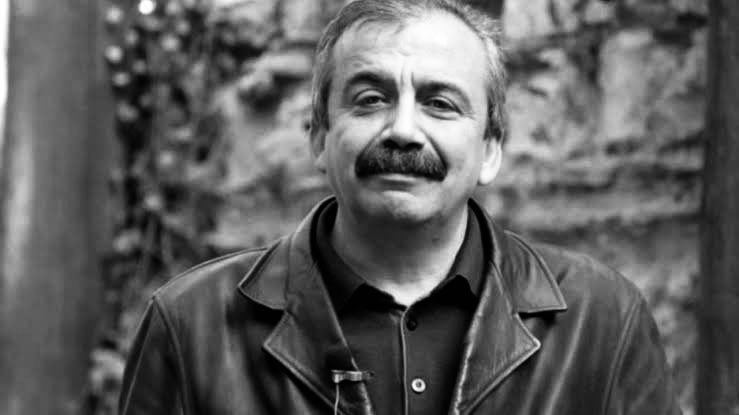 hoşçakal barışın elçisi 🌹
ışıklar yoldaşın olsun