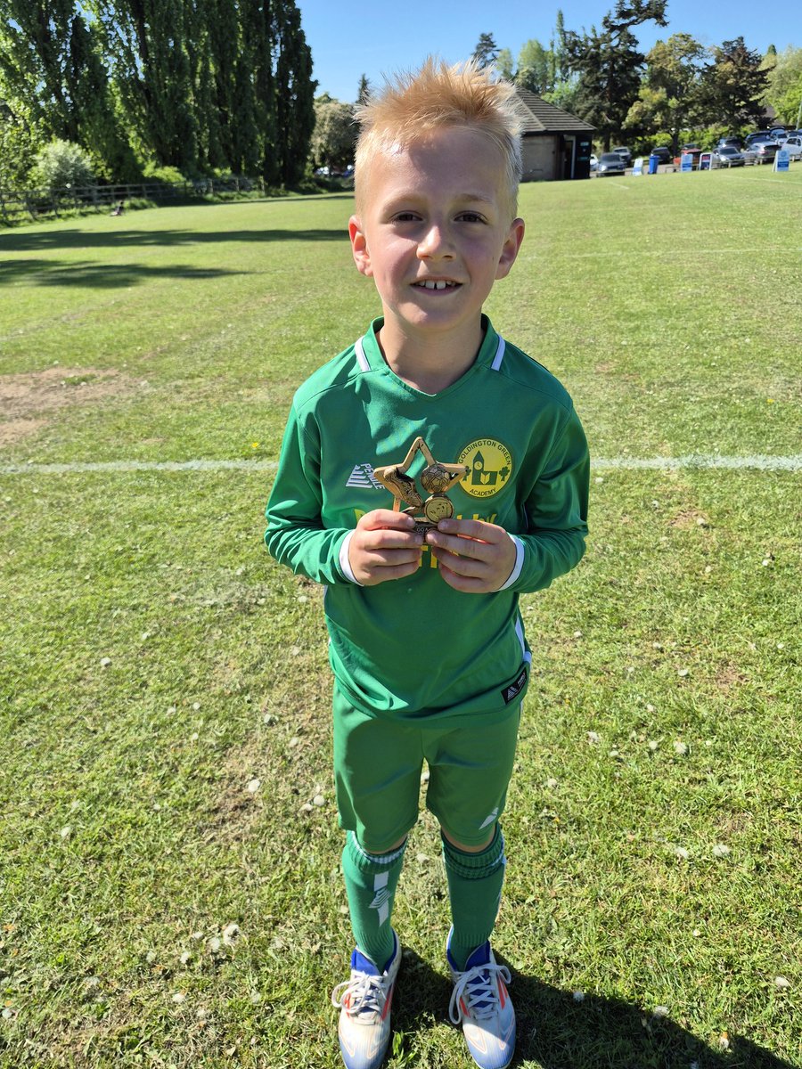 Well done to our yr 3/4 football team for all their hard efforts against a strong Bromham Youth team, who won 6-0 👏👏. Congratulations to Owen, GGA player of match 👏