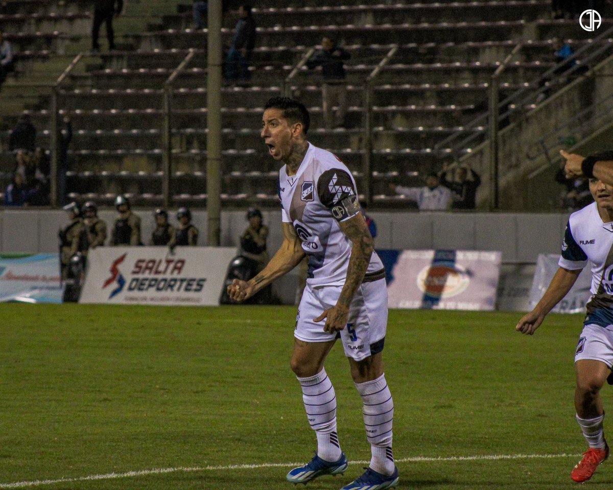 CJAOficial's tweet photo. BUEN DÍA, GANO EL SANTO 💙🤍🤎 

📌 Federal A | Fecha 8

Juventud Antoniana 2 - 1 Boca Unidos
⚽️ Emmanuel Romero
⚽️ Sergio Frutos 

#DaleSanto 💙🤍🤎 https://t.co/2sNkijMGSF