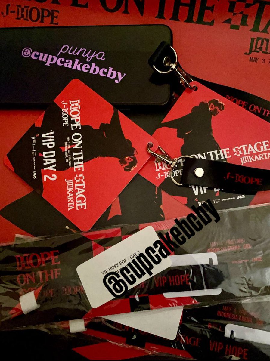 WTS VIP BOX

BTS j-hope Tour ‘HOPE ON THE STAGE’ in JAKARTA
VIP BOX DAY 2
2 Tix Nego!
serious buyer only ya! ☺️ DM
bisa cod venue besok
udah jadi fisik! ❤️
Aku prioritasin yang beli emg army ya

 jhope tour in jakarta #JHOPE_TOUR #jhopetourinjakarta #jhopejakarta #zonauang