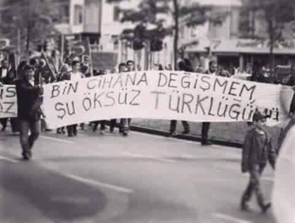 Fırat’ta İdil’i gören, Erciyes’ten Ural’a bakan, Akçaabat’ı Aşkabat’a bağlayan; Murat Hüdavendigâr’dan, Mustafa Kemal’e, Kürşad’dan Atsız’a, Sencer’den Sançar’a, Sultan Alparslan’dan Başbuğ’a uzanan bir ufuk aydınlığı… 

Günümüz kut'lu olsun.

 #3Mayıs ruhu ebediyen yaşasın!
