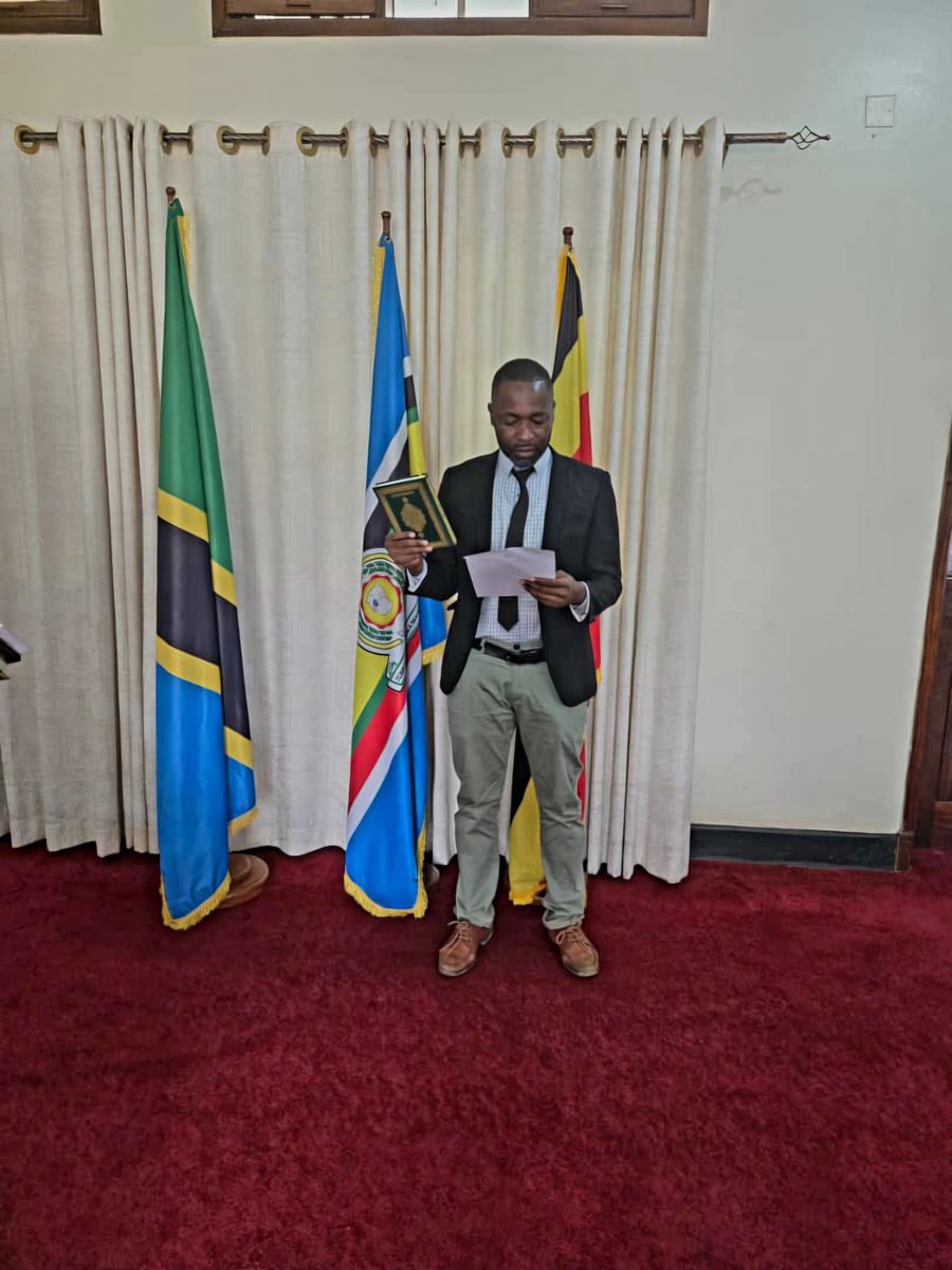 Tanzanian Students In Uganda tweet media