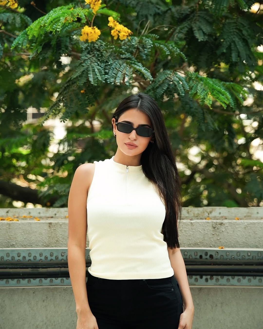 GqBcIssbYAAX705?format=jpg&name=large