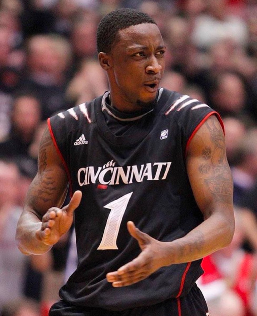 ICYMI: Big News from Walnut Hills! 🦅
We are thrilled to welcome Cashmere Wright as our new Head Coach of the Boys Basketball Program!

A University of Cincinnati legend, professional player overseas, and proven coach, Coach Wright is ready to lead our Eagles to new heights! 🏆