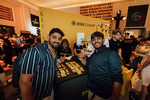 BNBCHAIN's tweet photo. Who came to see us at #BinanceClubhouse? 👀

Let's see your pics 👇 https://t.co/vnzaEPOEk8