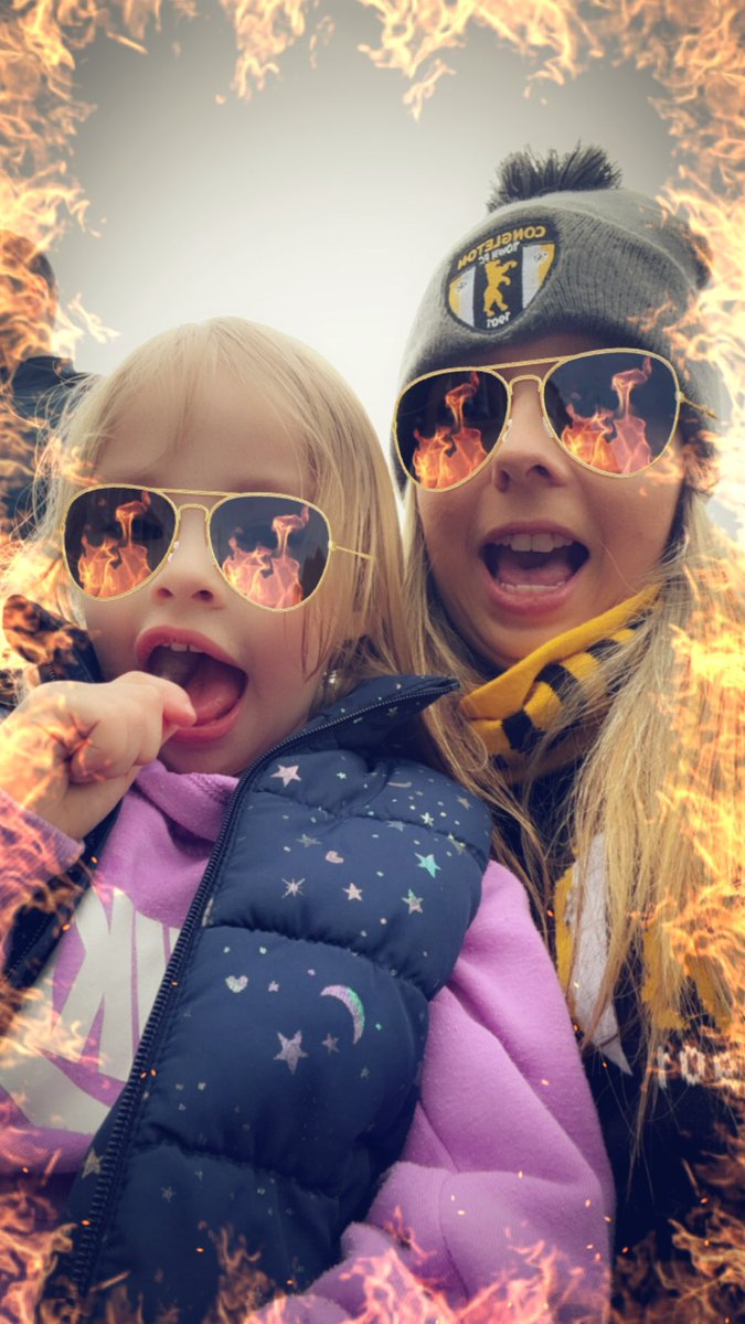 Good luck to our bears today from Becky and the RL21 team. 
Bring the fire lads. 
Will be listening on the radio cheering you on.
Please note that unfortunately the clubhouse will not be open after the match as we have a private function in this evening. 
COME ON YOU BEARS 🐻