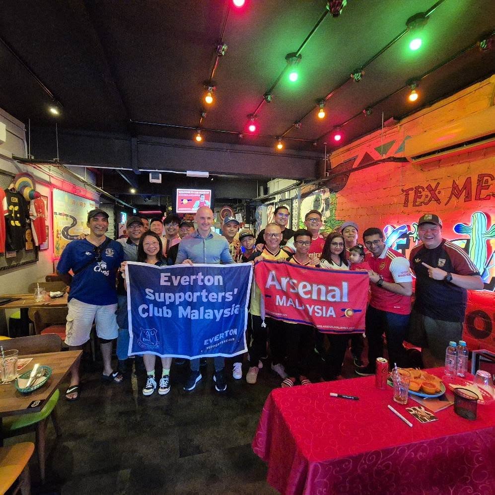 Everton Malaysia tweet media