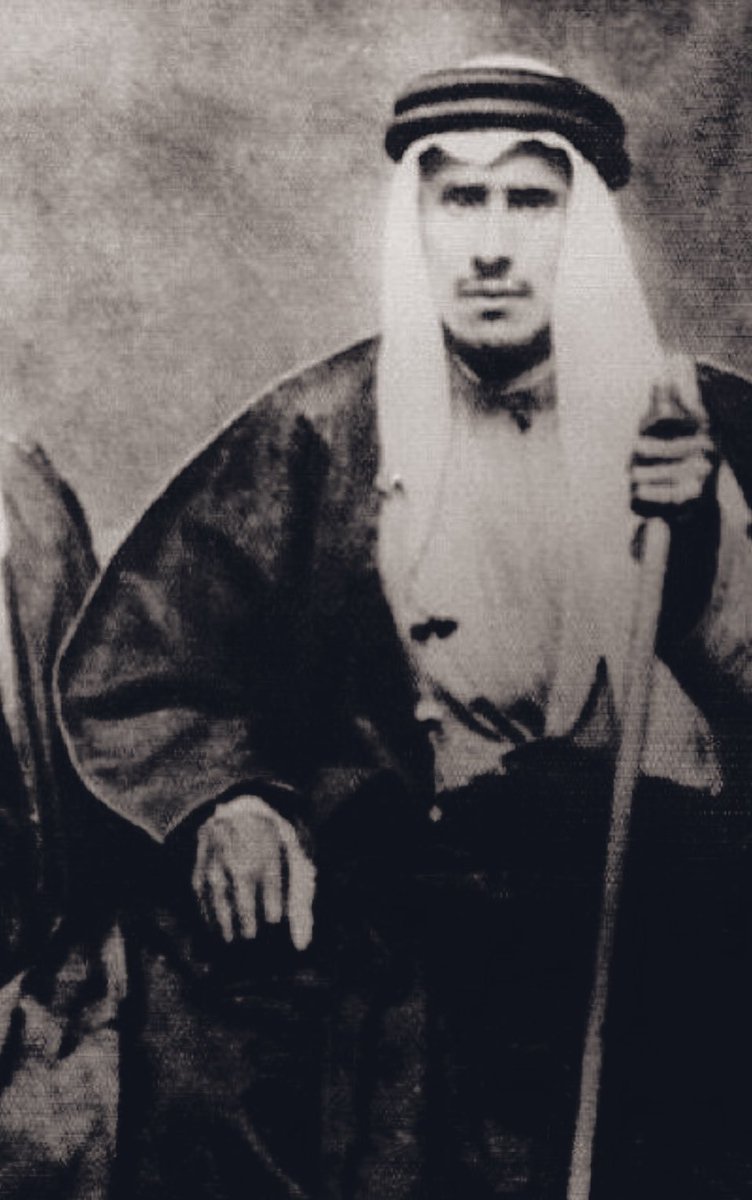 رجال من نجد 🇸🇦

- شيخ من قبيلة الدواسر
- شيخ من قبيلة عنزة
- أمير من قبيلة شمر
- أمير من قبيلة تميم