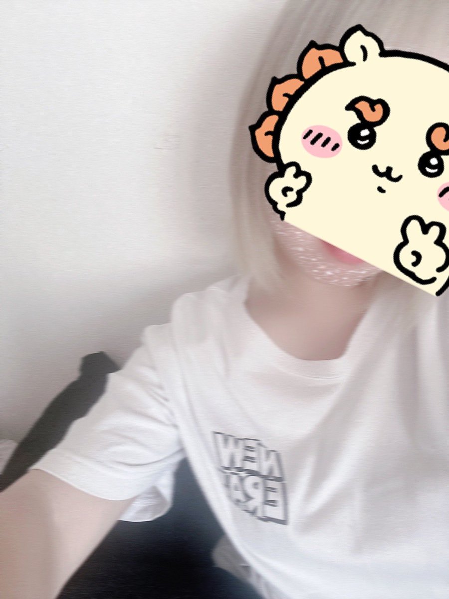 あの金髪の自撮りもっと載せたらいいって言われたんですけど本当ですか？
特に一枚目の金髪には自信あります