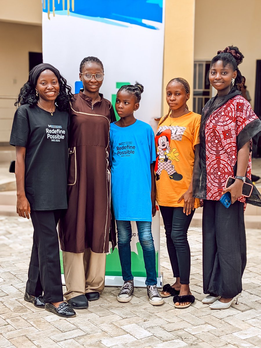 Last Weekend, Women Techmakers Minna and CloudMinna celebrated her international Womens day......it was an amazing event, with a lot of learning and impacts.
#IWD2025
#IWDRedefinePossible
#WomenTechmakers