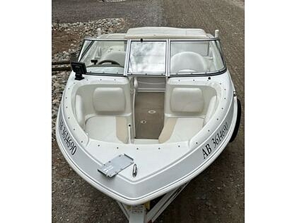 danebruce's tweet photo. 2012 Caravelle Boats FISH AND SKI 182 $15,999 https://t.co/vH1cg8iTHH