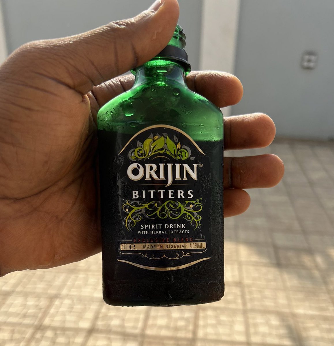 To see man wey no dey drink this thing, na by connection.