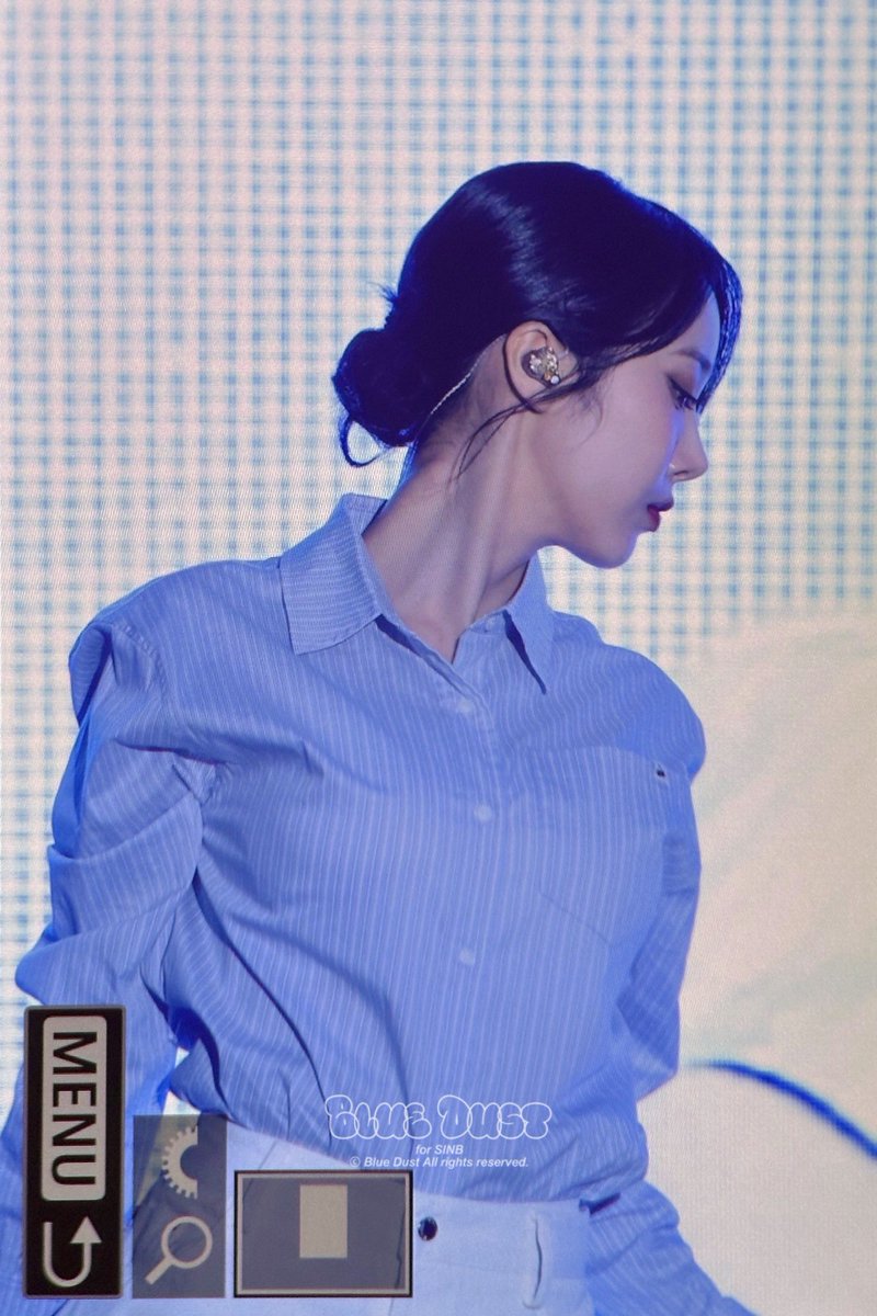 bluedust_sb's tweet photo. 250503 셔츠 신비 제발 저요 ㅠ !!!! 

#비비지 #VIVIZ #신비 #SINB https://t.co/eYGLurdKBp