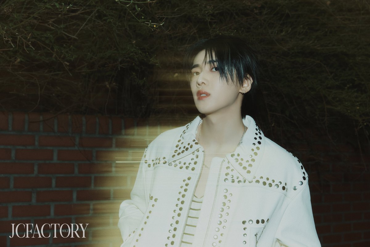 dkz_dy's tweet photo. JAECHAN 2nd Mini Album [JCFACTORY vol.2]

🖼 CONCEPT PHOTO
DEEP ver.

🎶 2025.05.16 18:00 (KST)

#재찬 #JAECHAN
#JCFACTORY_vol2 https://t.co/sVkAW5yk4v