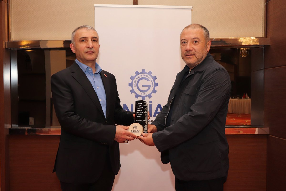 İnşaat ve Tedarikçileri Komisyonu sektöründe faaliyet gösteren üyelerimiz; Başkanımız <a href="/ertugrulonat06/">Ertuğrul Onat</a> ve İnşaat ve Tedarikçileri Komisyonundan sorumlu Yönetim Kurulu Üyemiz, Başkan Yardımcımız Selahattin Demirbaş'ın ev sahipliğinde gerçekleşen kahvaltılı sohbet toplantısında bir