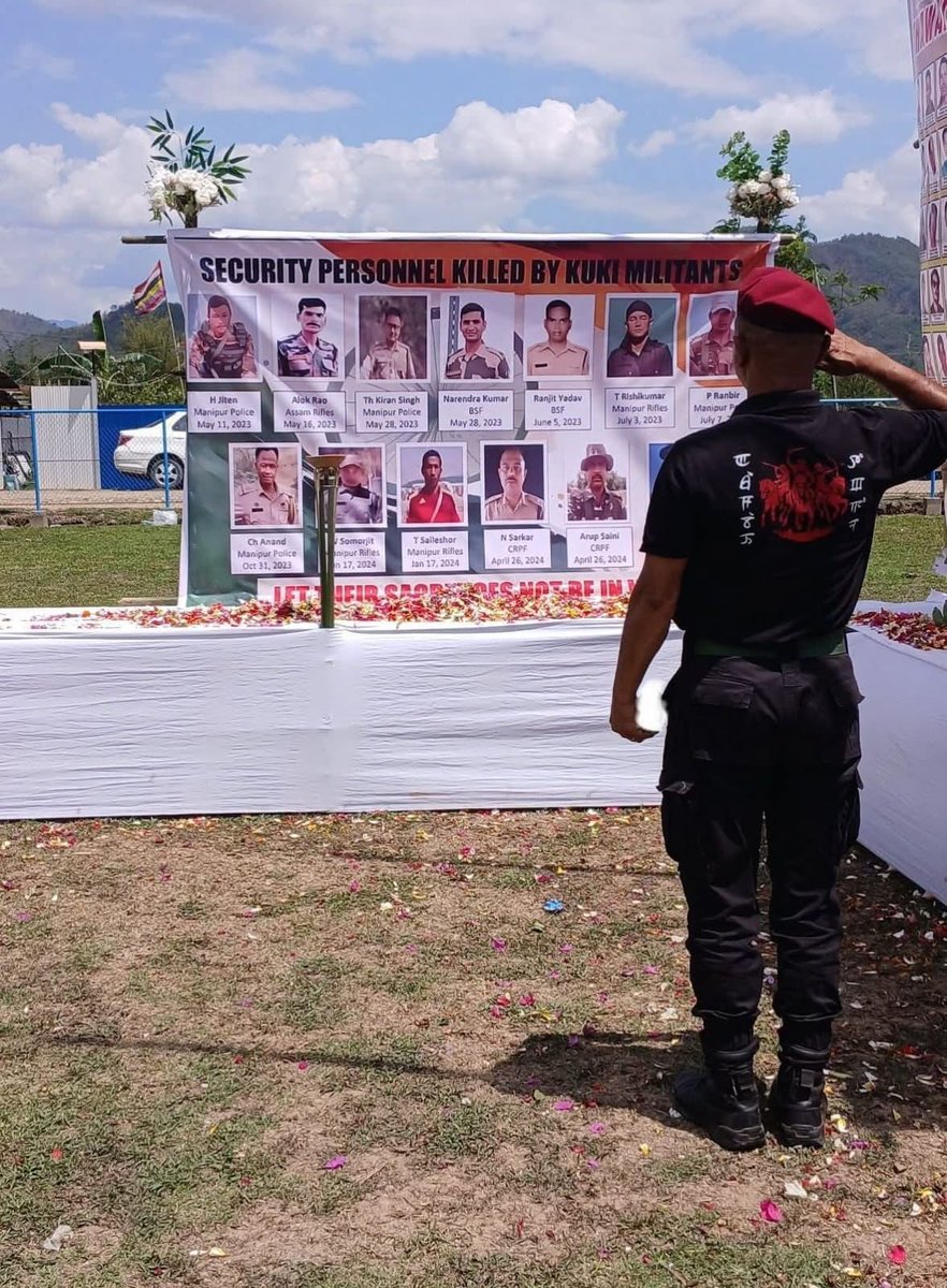 Meiteis saluting and paying respect to the Jawans who have been killed by #KukiMilitants in the last 2 years .

2 years today , since the kuki Engineered violence started !!!

Why has the Indian 🇮🇳 tricolour waving Kukis have never shown respect to the Jawans who have died in