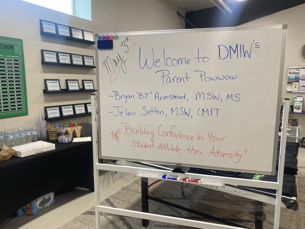 DMIW_MHRC's tweet photo. At DMIW this morning teaching parents how to “Build Self Confidence in  Your Students-Athlete Through Adversity” with sports psychologist BJ Armstead. 

Join us 9:00 - 10:30am for @DannysDonuts #4 🍩 and Coffee ☕️ https://t.co/4YLYSRtLir