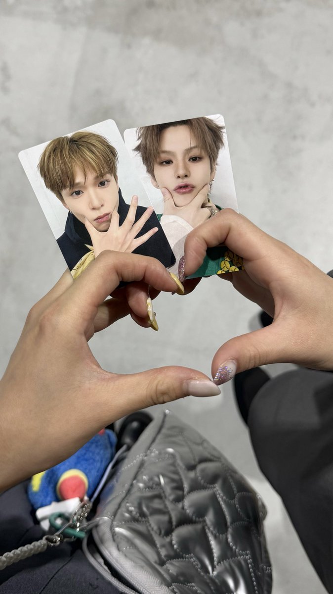lightsahi's tweet photo. 나고야 고마웠어💎🤍🤍 https://t.co/h17GTHZVZZ