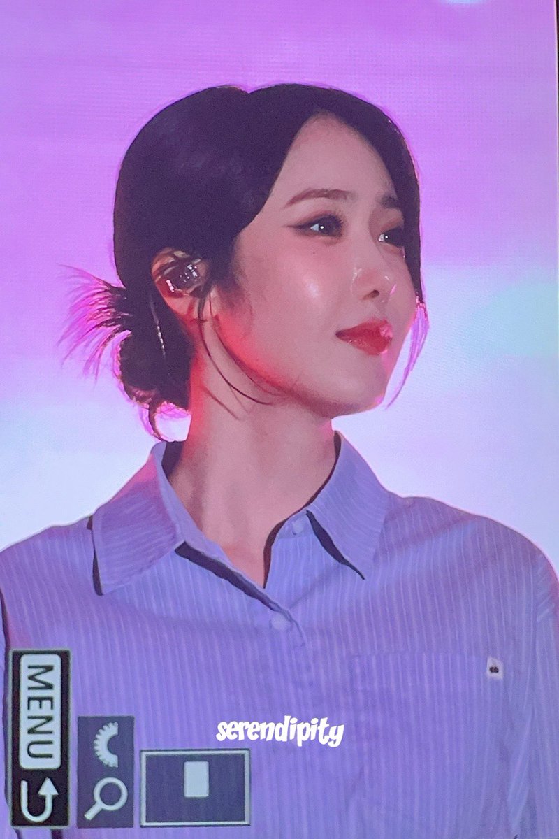 serendipity_603's tweet photo. 250503 프리뷰
#비비지 #VIVIZ #신비 #SINB https://t.co/Abm2Q8fZYL