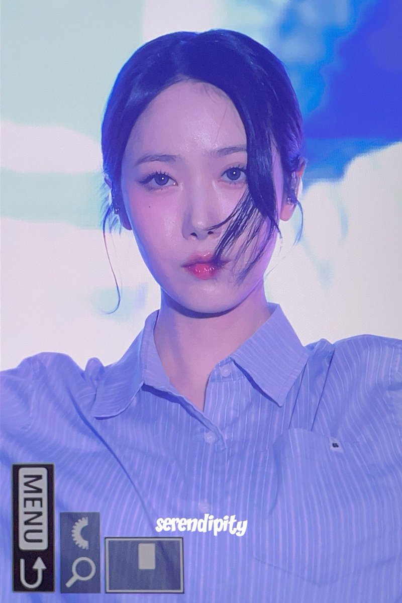 serendipity_603's tweet photo. 250503 프리뷰
#비비지 #VIVIZ #신비 #SINB https://t.co/Abm2Q8fZYL