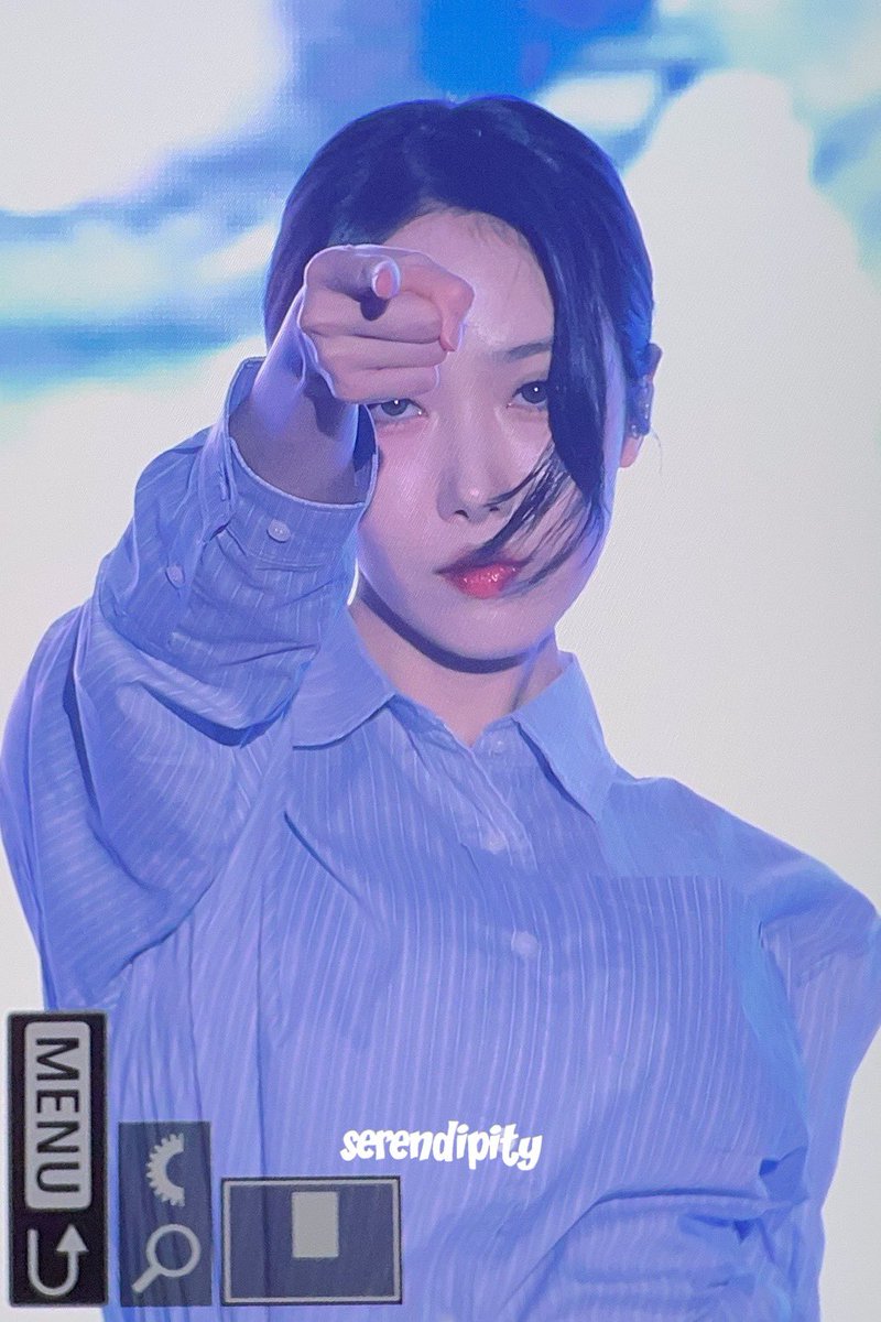 serendipity_603's tweet photo. 250503 프리뷰
#비비지 #VIVIZ #신비 #SINB https://t.co/Abm2Q8fZYL