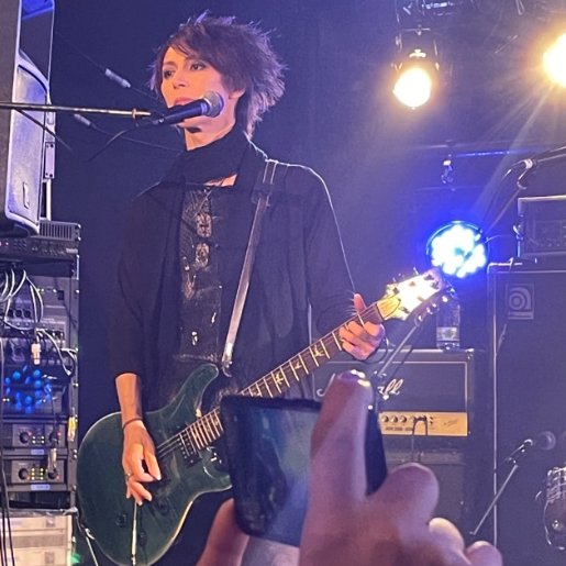Mao_040905's tweet photo. ギターを弾くKusubaさんもバチイケです。
お近くの方はぜひ、5/11(日) 名古屋 #MUSICFARM に足を運んでみてください!🎸✨
#VIVIANLEE Cover Band 2025
#Ofj / #CORPESANOTHERPERSON / #CROWSIS / #Layd https://t.co/9BGoE02T8d