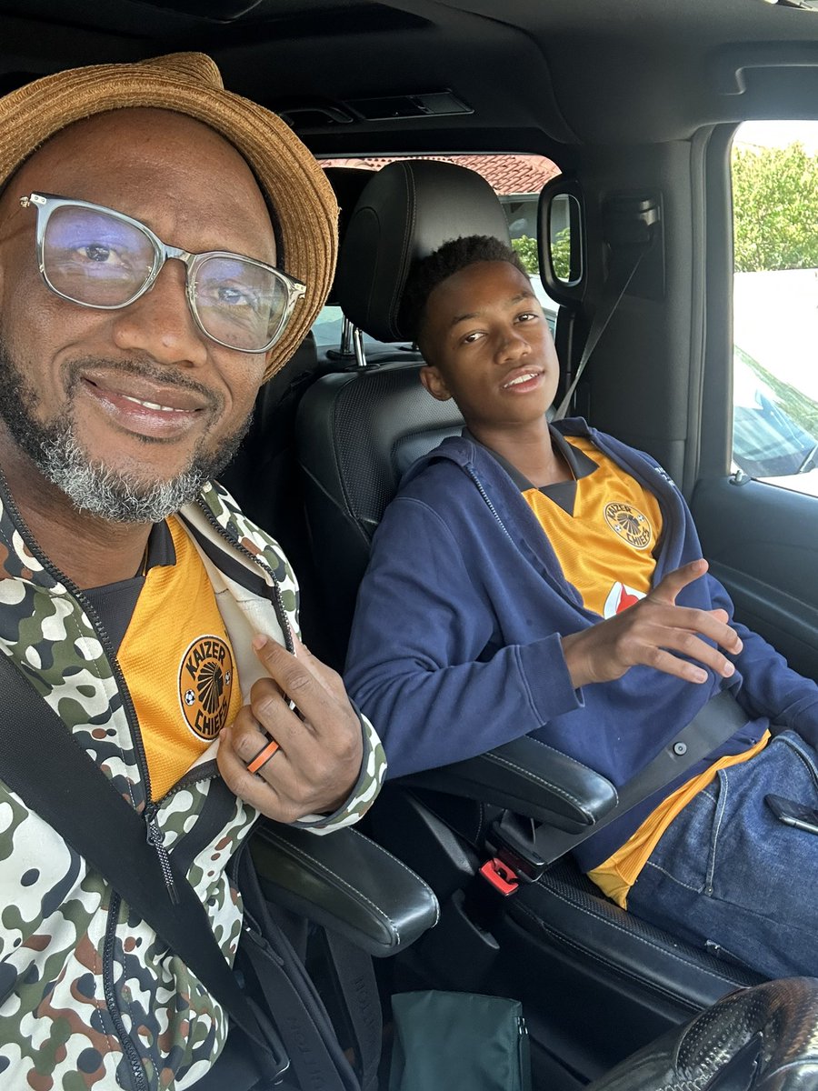 davidkau1's tweet photo. First Soweto Derby for First Born ✌🏾✌🏾
@KaizerChiefs https://t.co/Ujx8GJOtgZ