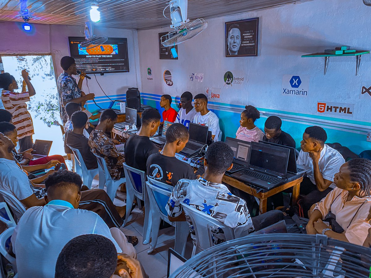 Blessing Emejulu tweet media