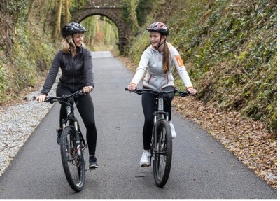 🚴‍♀️ National Bike Week 2025 | May 10–18 🌿
There’s no better place to ride than the Kingdom of Kerry Greenways
🛞 Safe, scenic &amp; perfect for all ages
🌊 Wild Atlantic views + countryside calm
☕ Flat routes with fab coffee stops!
From Tralee to Fenit, Listowel to Abbeyfeale