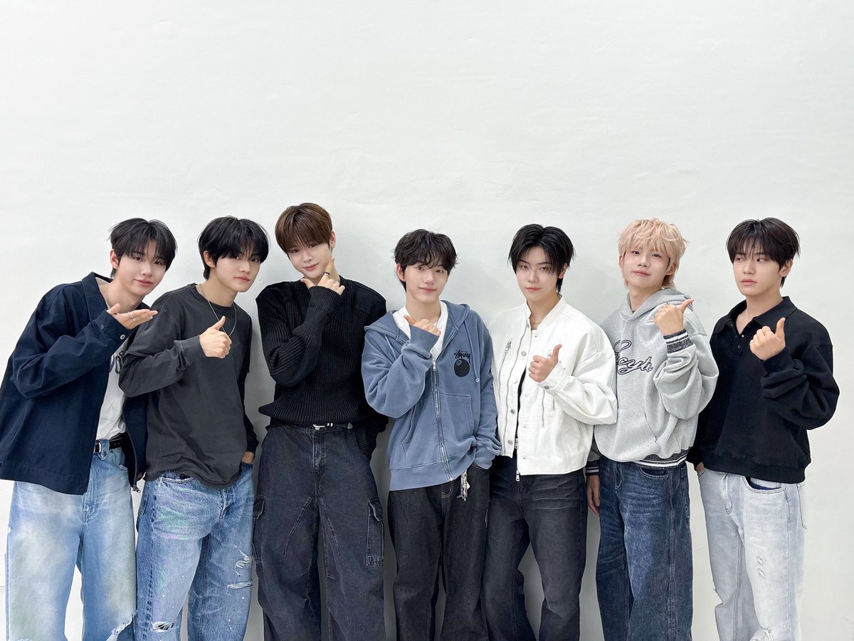 CLOSE YOUR EYES tweet media