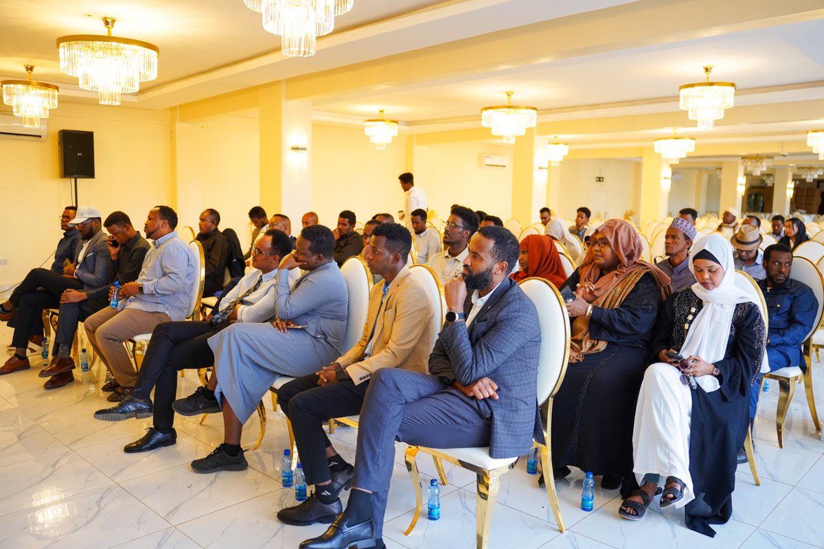 I would like to extend my deepest gratitude to each of you who participated in MADASHA WADA HADAL, your insights and assessments were enlightening.

thank you for your valuable contributions, your time and your commitment to dialogue that moves us forward.

#SomaliaStatebuilding.