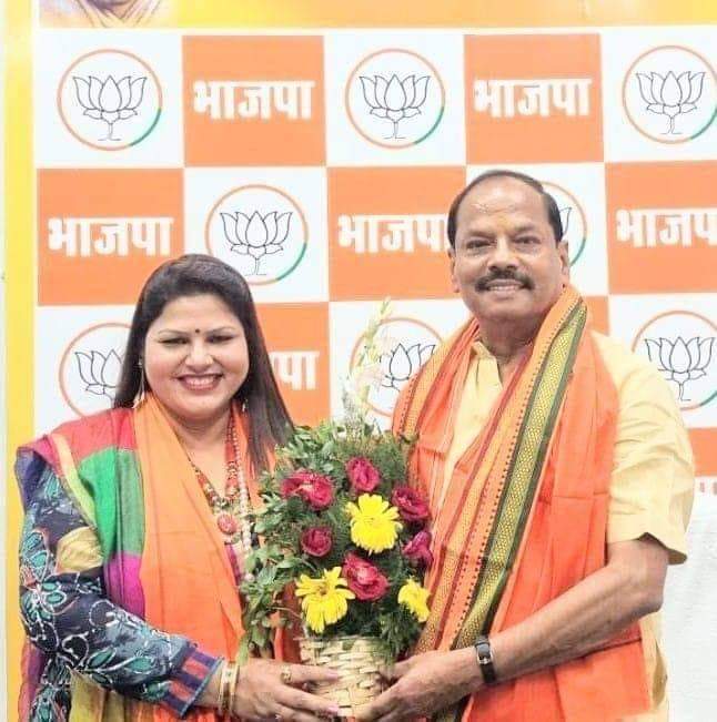 fatima_bjp's tweet photo. झारखण्ड के पूर्व मुख्यमंत्री, ओड़िशा के पूर्व राज्यपाल, जन-जन के नेता और  अभिभावक आदरणीय श्री Raghubar Das  जी को आजाद नगर मंडल की ओर से जन्मदिन की बधाई और शुभकामनाएं ।
@dasraghubar https://t.co/ahnJSthxGi