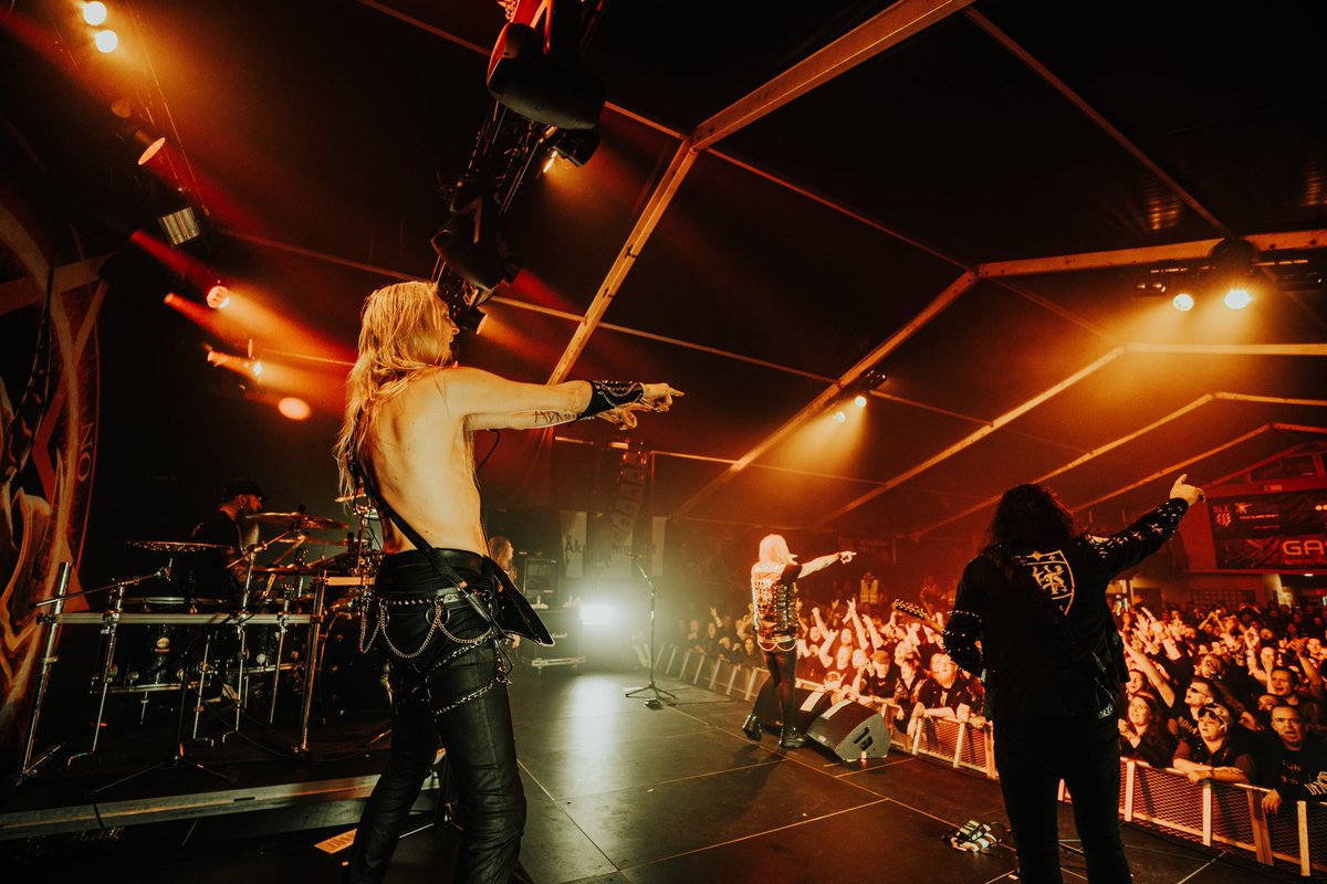 Templars of Karmøygeddon Metal Festival - you were on FIRE! 🔥 
Skellefteå, dags att dra upp volymen på era favorit riff, värma upp hammarna och göra er redo för en kväll full av ren HEAVY METAL vi ses på Sara Kulturhus! ⚔️🔥

🎫 hammerfall.net/tours/

#HammerFall
