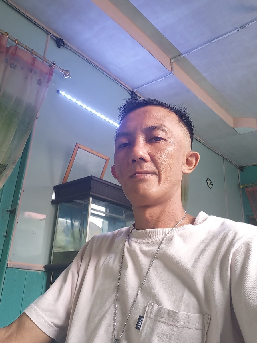 RoniAndi655342's tweet photo. Hidup itu cobaan yang harus kita jalani dan kita lalui. https://t.co/x95SQrP20U
