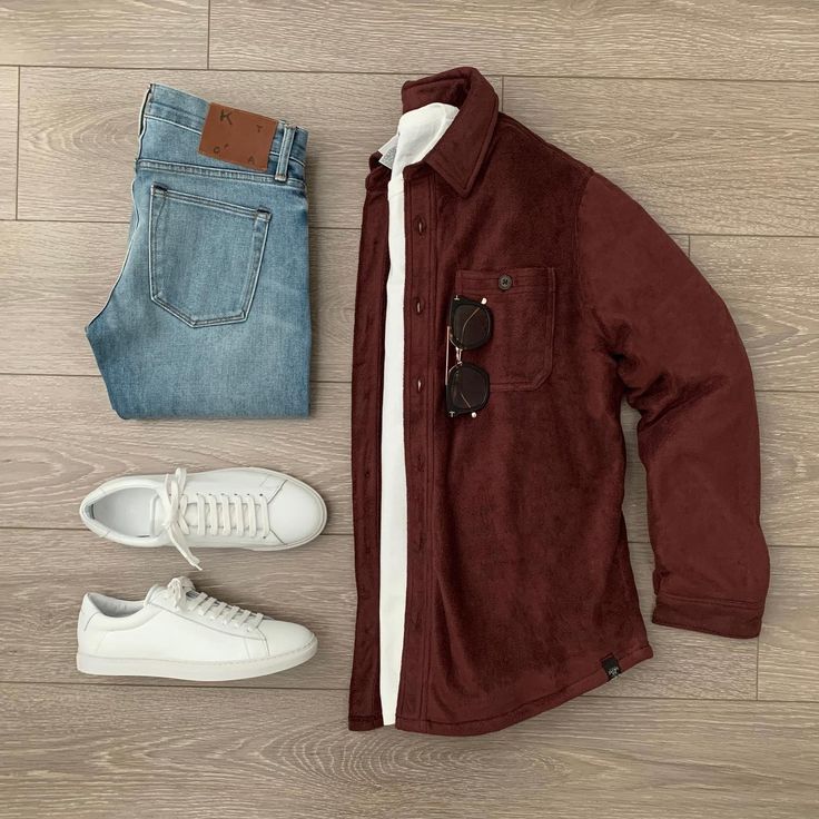 MensCanvas's tweet photo. 8 Killer Outfit Combos Every Stylish Guy Needs This Summer.

1. https://t.co/nKLbEoM6Vk