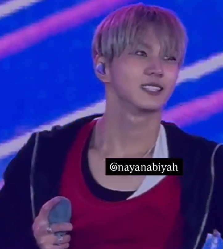 woncattos's tweet image. HE WAS ONLY GONE FOR A DAY..... HE LOOKS SO BUFF???? 😭😭 #JUNGWON