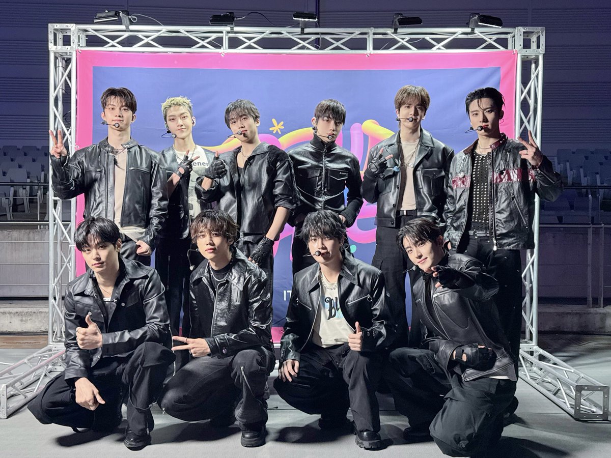 THEBOYZ_officl's tweet photo. [📸] Trend Wave 2025 완료🌊 쌀쌀한 날씨에도 더보이즈를 기다려 준 더비들🩵 큰 환호와 열정으로 함께해 주셔서 감사합니다🔥 요즘 일교차 크니 꼭 따뜻하게 입고 감기 조심하기😍

#THEBOYZ #더보이즈 https://t.co/absZg5jss4