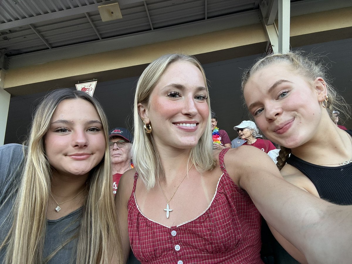 Cara Drexler tweet media